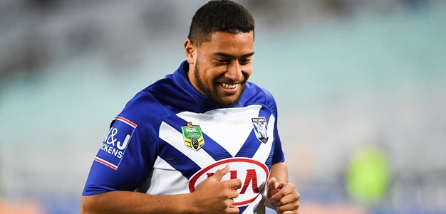 Barnstorming Bulldogs prop to remain in kennel