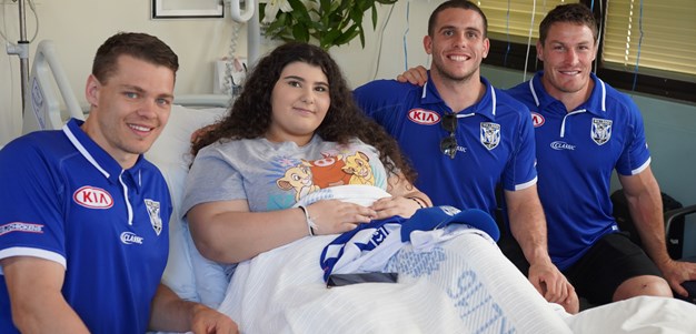 Jacko; Herb and Dutchy surprise Bulldog's fan in hospital