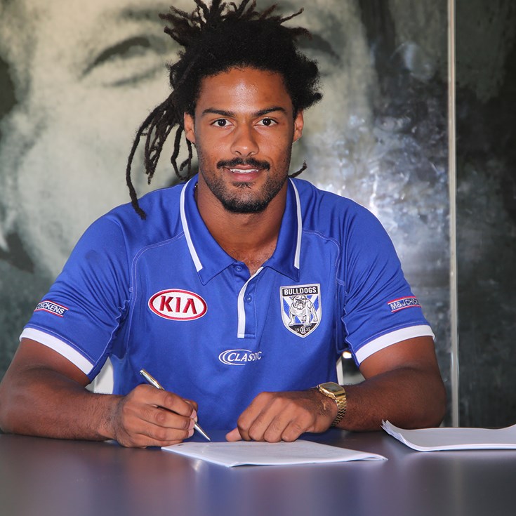 Jayden Okunbor signs for a further two years with the Bulldogs