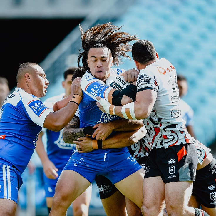 Warriors claim six-point win over Bulldogs