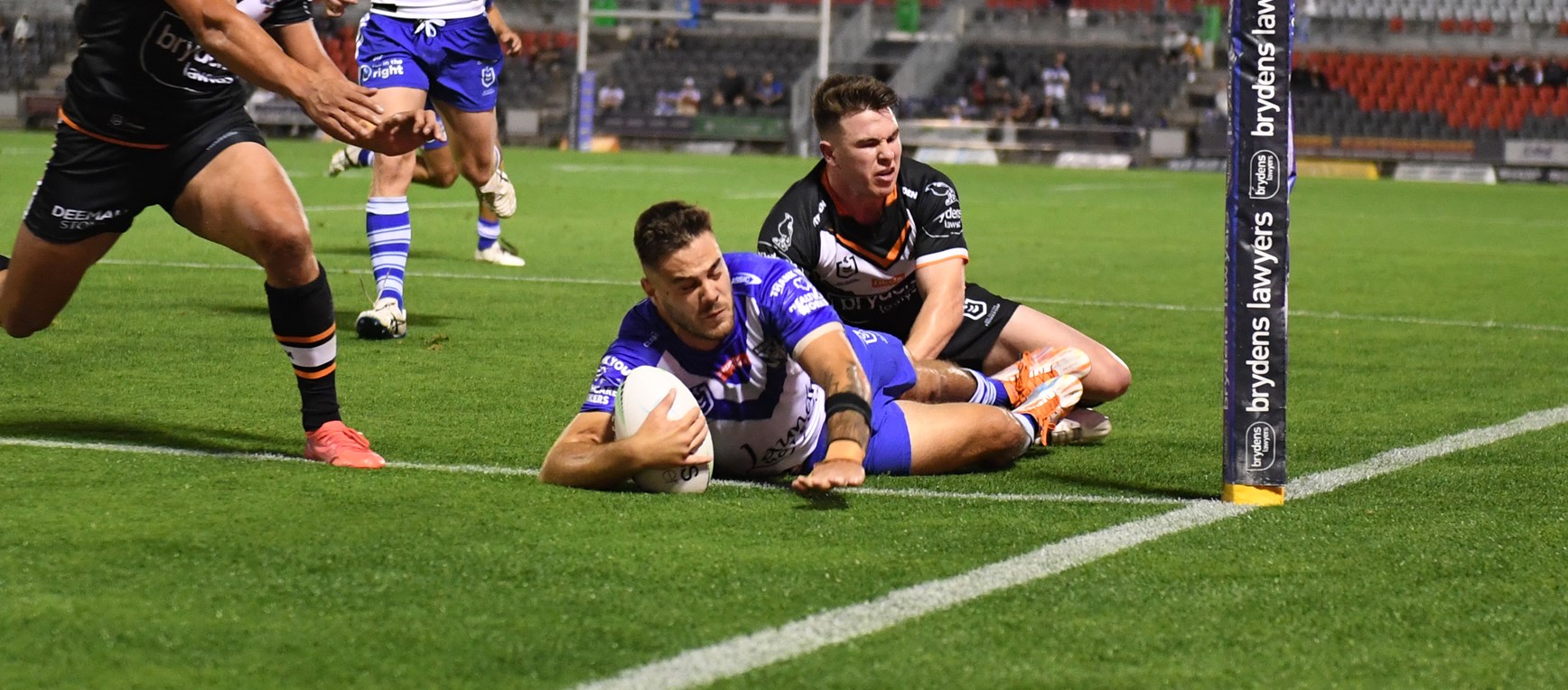 In game pictures: Round 25 v Wests Tigers
