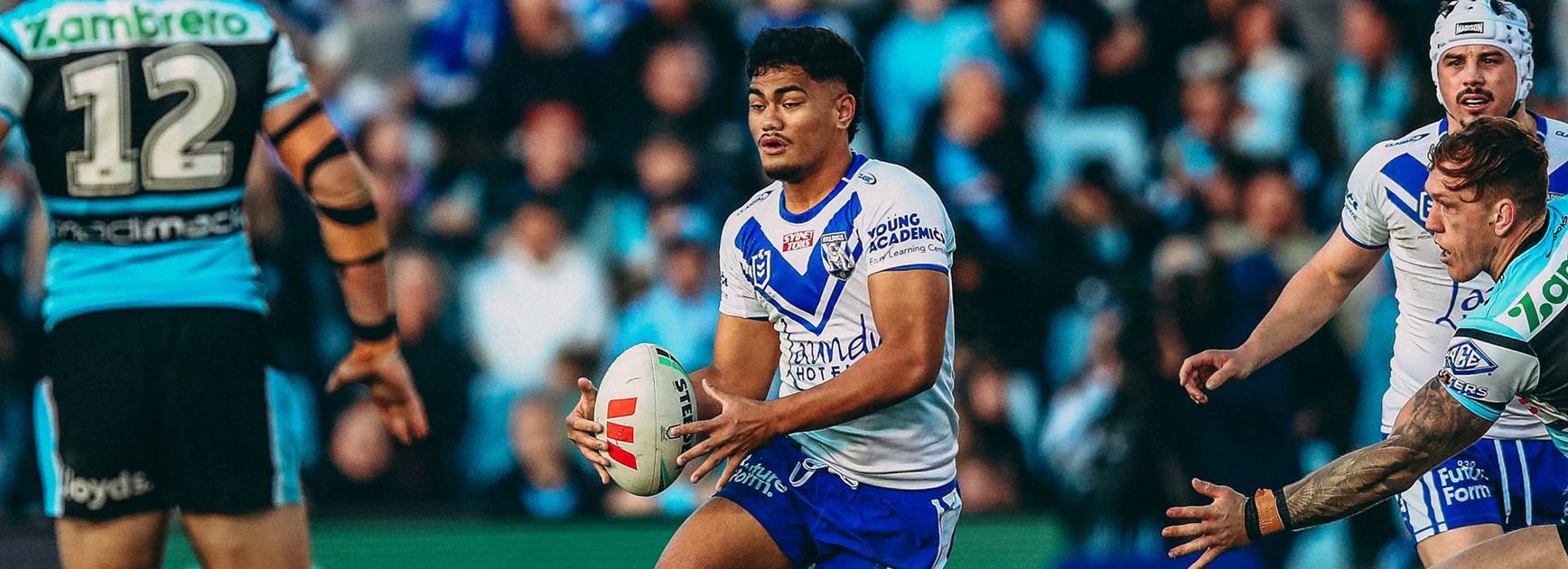 Sharks bounce back with big win over Bulldogs