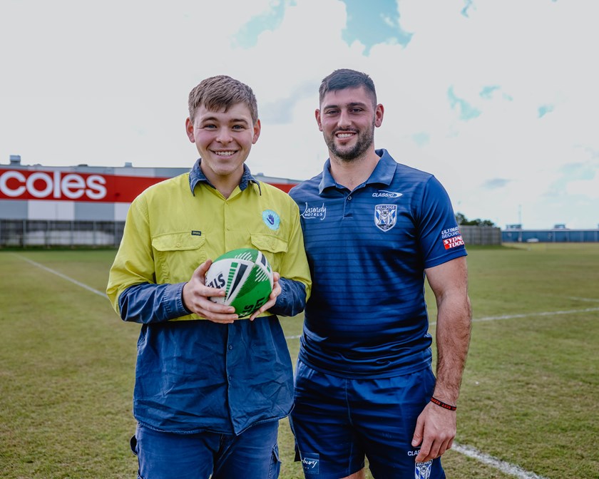 Bulldogs player, Billy Tsikrikas with a WWM4A All Abilities Rugby League 2022 participant.