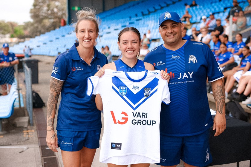 Wheeler was on hand during the Club's 2024 Female Pathways Jersey Presentation. Pictured with Lisa Fiaola Captain, Olivia Vaalele.