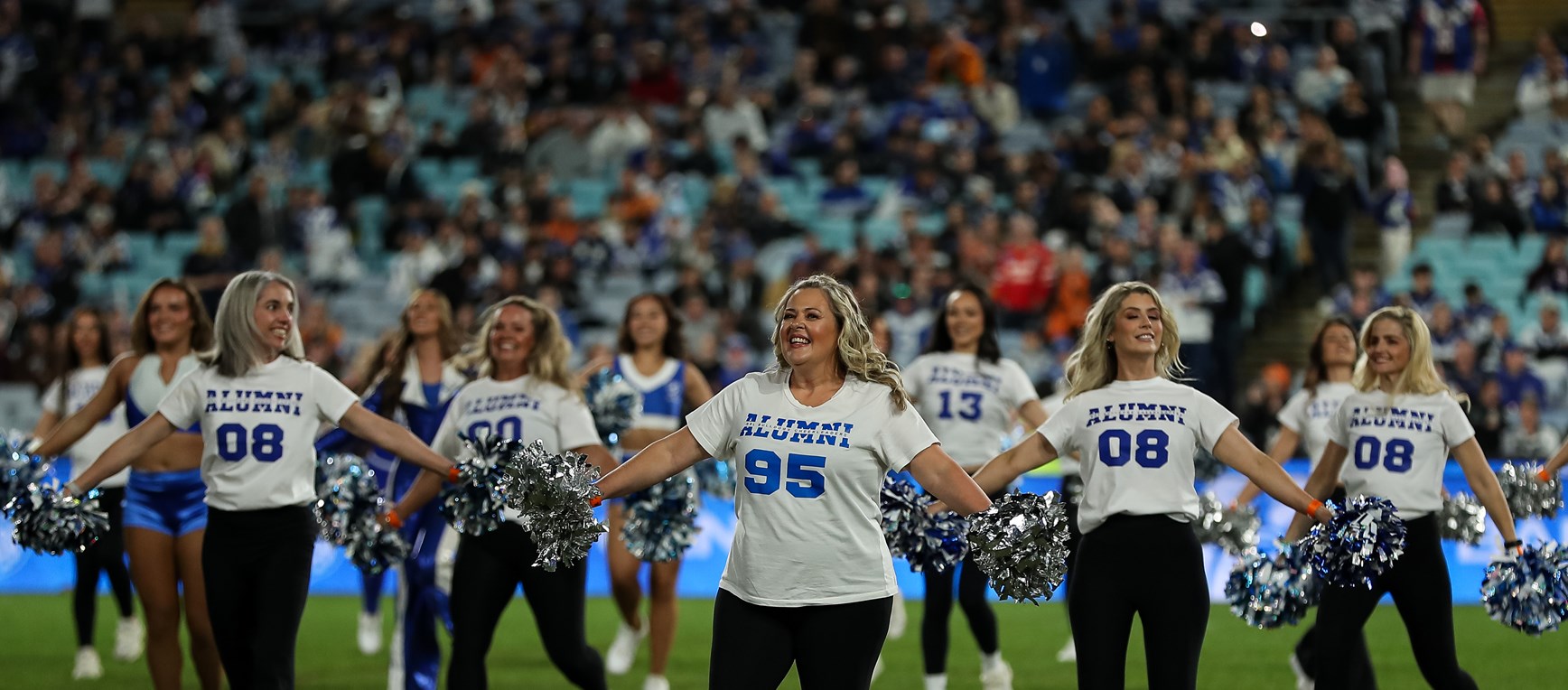 Bulldogs Cheerleader Spectacular